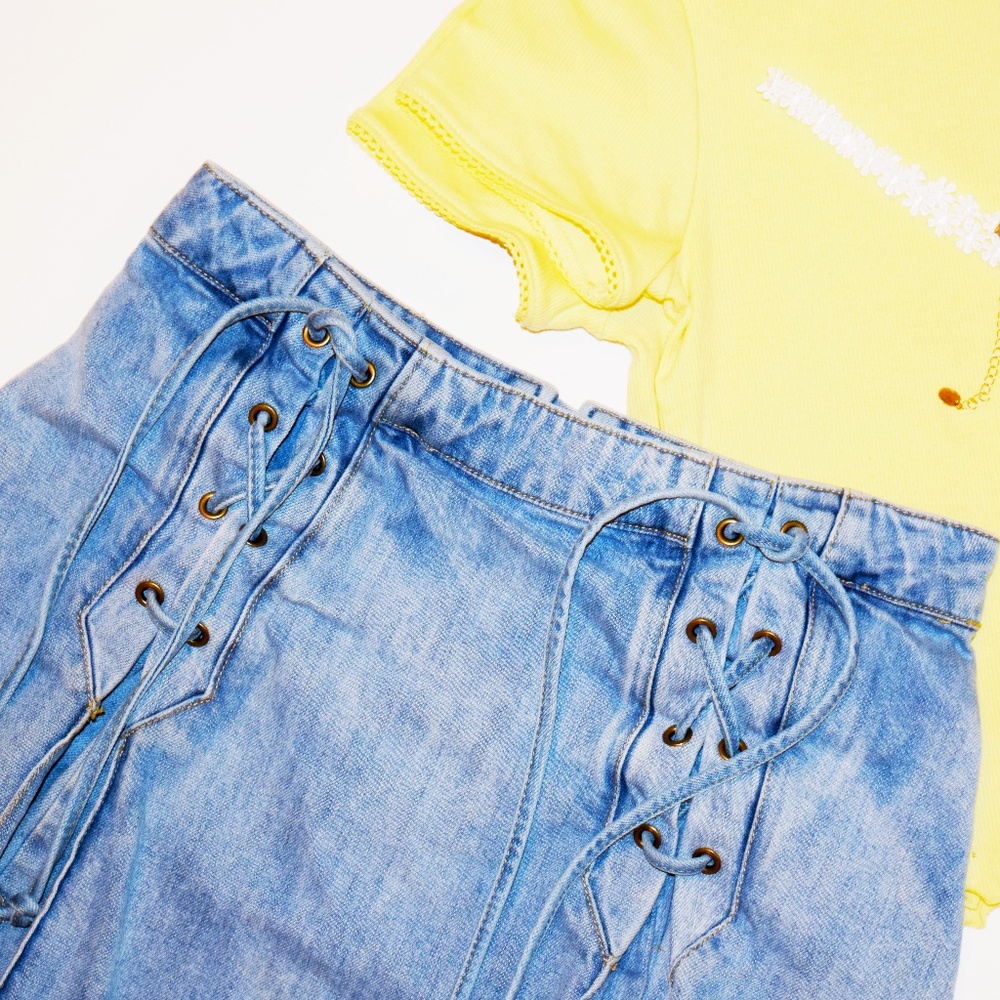 🍂 | Lace Up Denim Skirt
